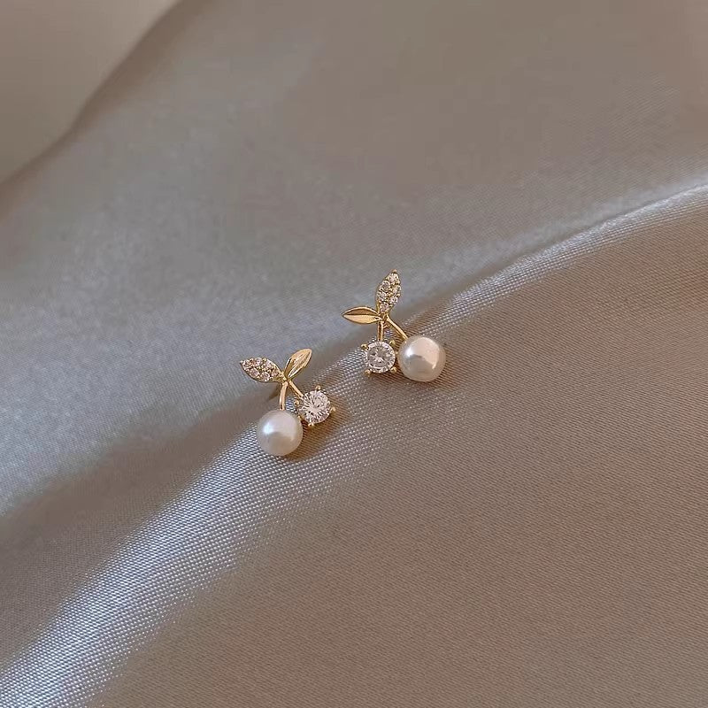 Pearl Earrings Simple Elegance Retro Ear Silver Needle