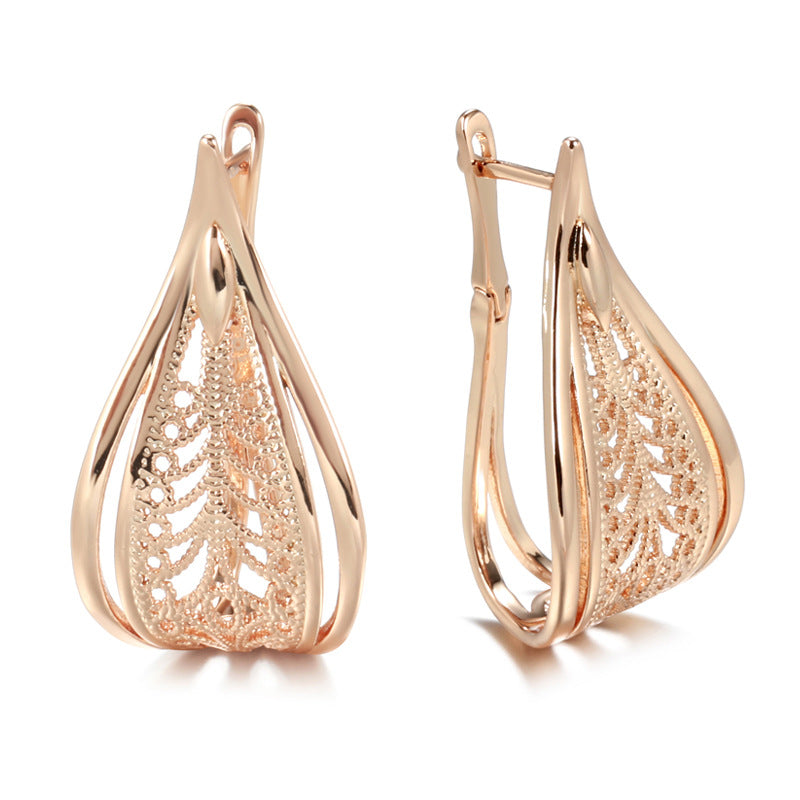 Fashionable Rose Gold Geometric Hollow Pattern Earrings