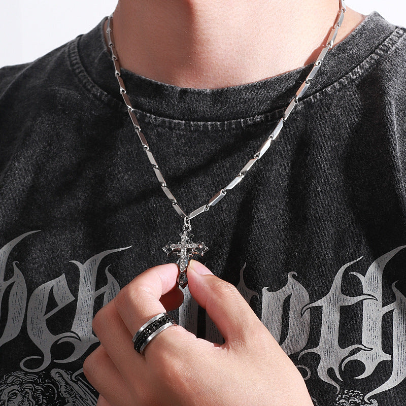 Mens Fashion Cross Pendant Necklace With Diamonds